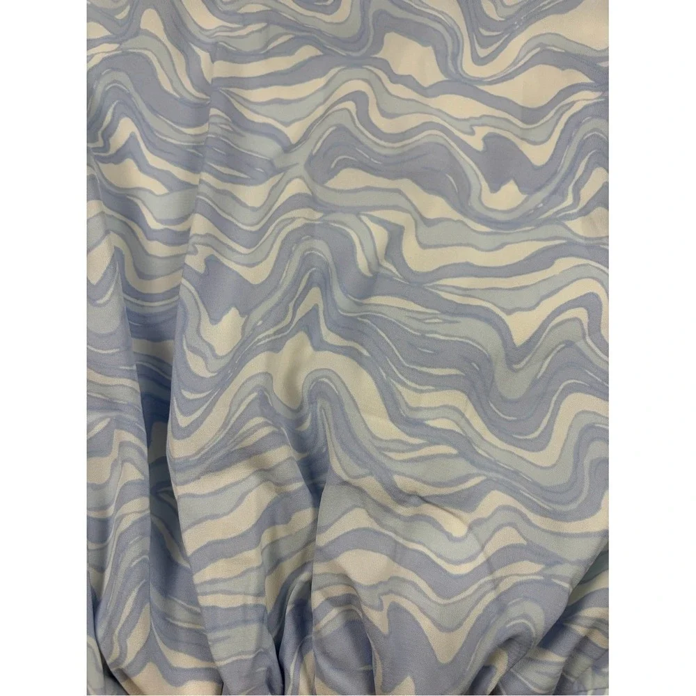 Abercrombie & Fitch‎ Light Blue and White Swirl Tie-Front Blouse Size S.